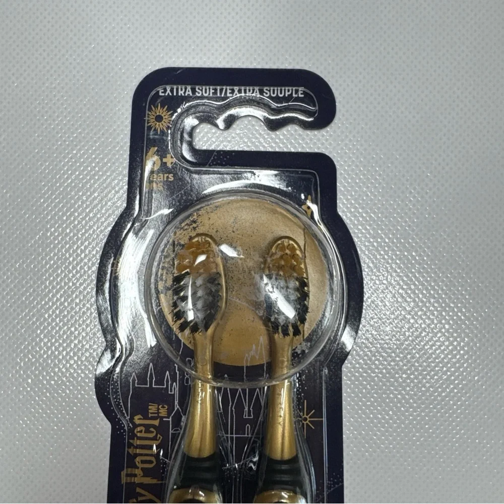 Colgate Harry Potter Kids Toothbrush Limited Edition Set 2 Extra Soft Gold New